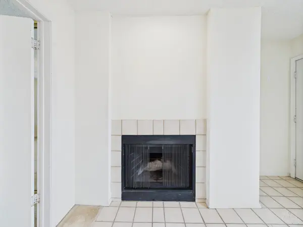 3115 Helms ST #301, Austin, TX 78705