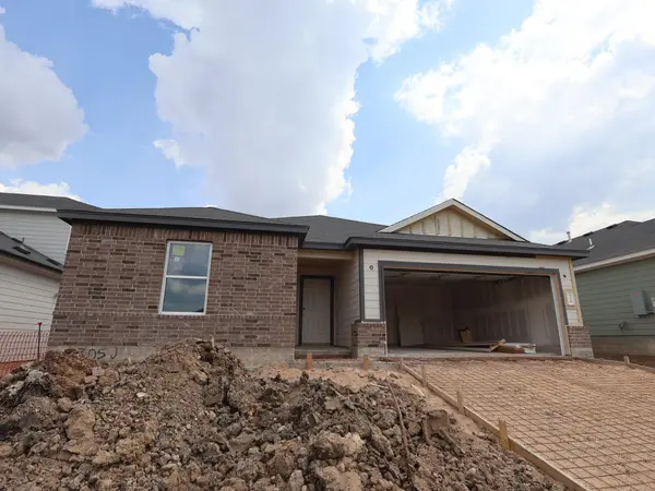 9305 Furman DR, Austin, TX 78747