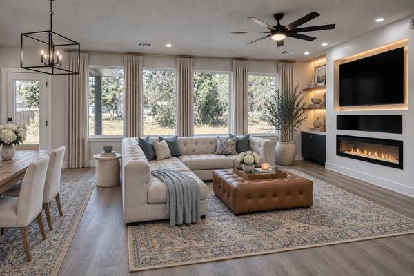 146 Waimanalo LN, Bastrop, TX 78602