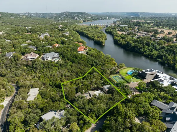 102 Canyon CIR W, Austin, TX 78746