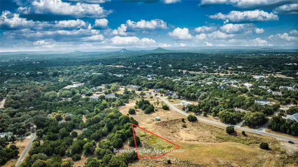 10 Crazy Cross RD, Wimberley, TX 78676