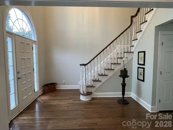 10300 Lady Grace LN, Charlotte, NC 28270