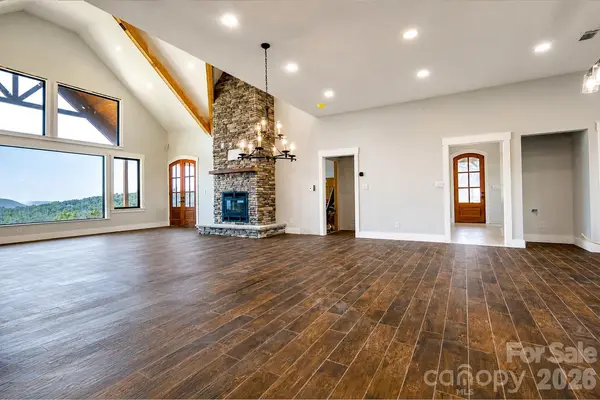 3752 Mountain Vista DR, Valdese, NC 28655