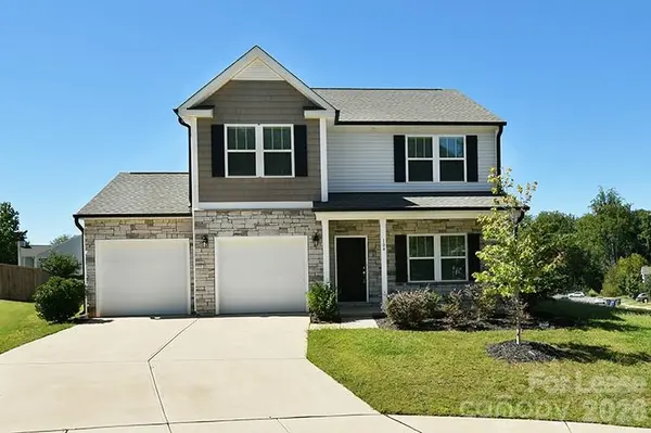 104 Trissy CT, Statesville, NC 28625
