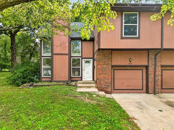 7606 W 86th ST, Overland Park, KS 66212