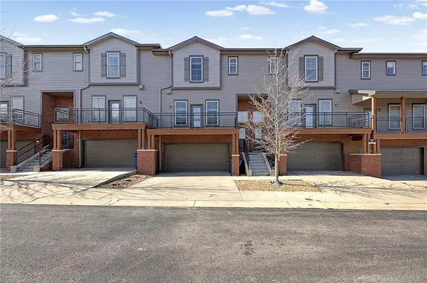 5245 Overland DR #A19, Lawrence, KS 66049