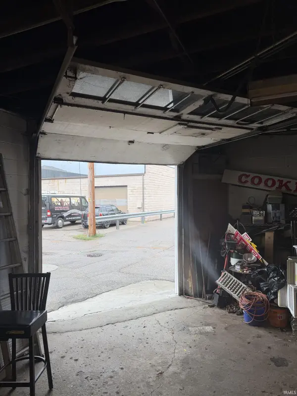 216 S Buffalo ST, Warsaw, IN 46580