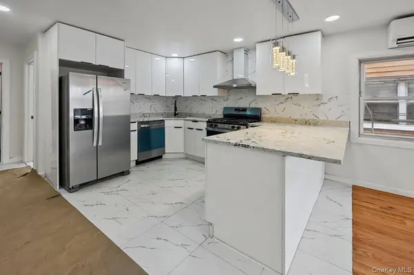5433 44th ST, Maspeth, NY 11378