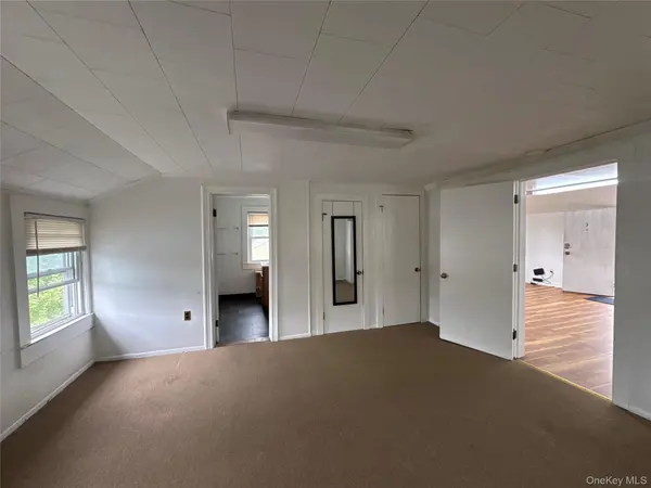34 Hoffman ST #3, Poughkeepsie, NY 12601
