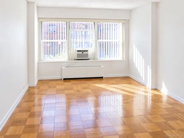 72-35 112 Street #2E, Forest Hills, NY 11375