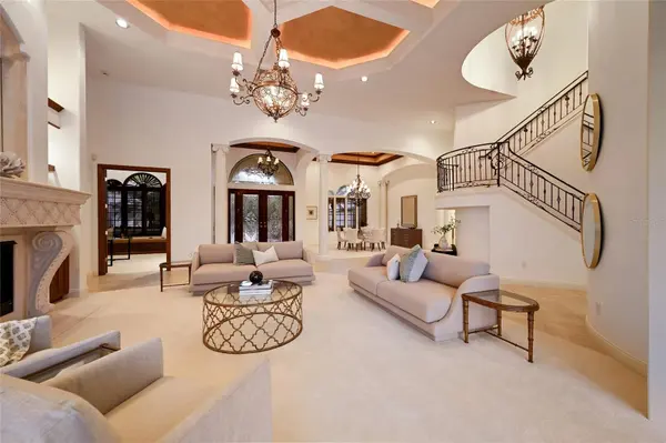 3809 FOUNDERS CLUB DR, Sarasota, FL 34240