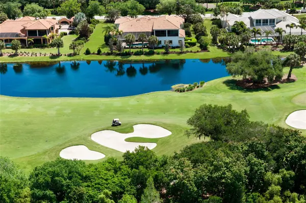3809 FOUNDERS CLUB DR, Sarasota, FL 34240
