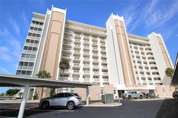 633 ALHAMBRA RD #701, Venice, FL 34285