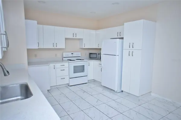 402 E MAPLE ST, Winter Garden, FL 34787