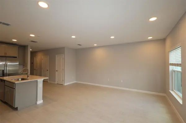 6104 FELLOW WAGON WAY, Orlando, FL 32822