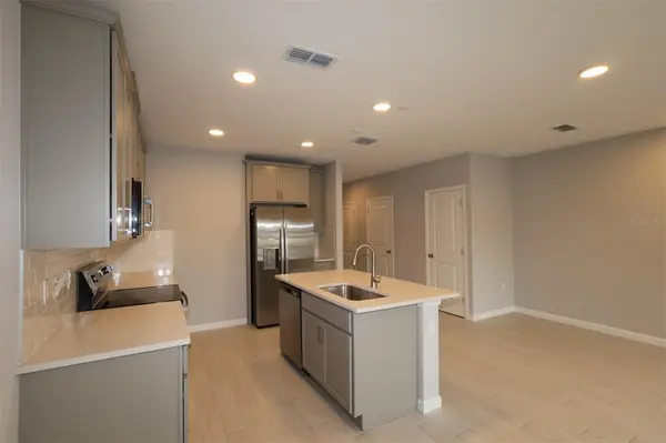 6104 FELLOW WAGON WAY, Orlando, FL 32822