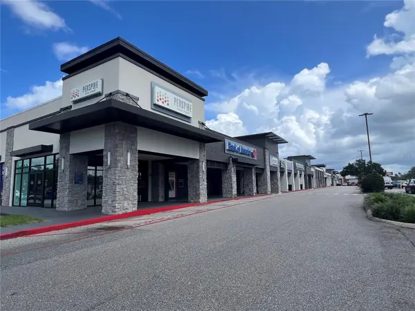 450 N LAKEMONT AVE, Winter Park, FL 32792