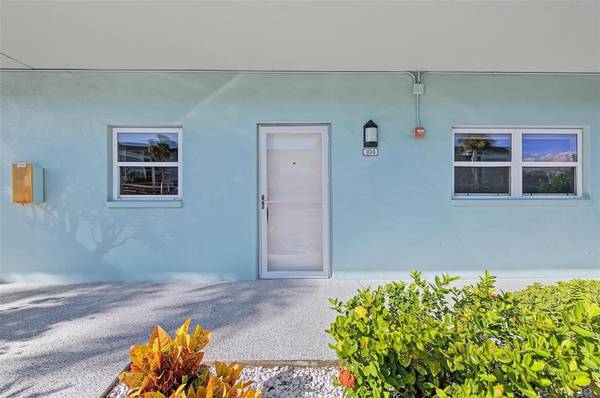 7 DUNOON PL #104, Dunedin, FL 34698