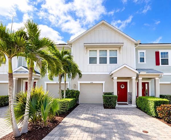 1104 CORAL LN, Dunedin, FL 34698