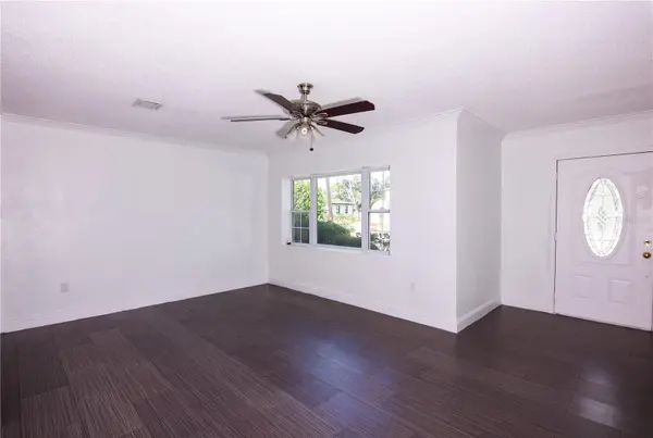 1655 DREW ST, Clearwater, FL 33755