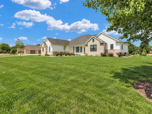 200 Constitution BLVD, Monticello, IL 61856