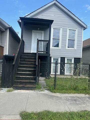 4040 W Carroll AVE, Chicago, IL 60624