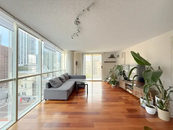1212 N LaSalle ST #601, Chicago, IL 60610