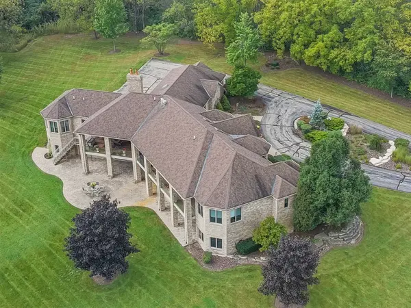 19014 Kishwaukee Valley RD, Marengo, IL 60152