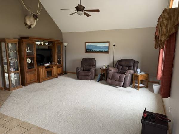 1658 Kirsten Lee DR #1658, Wilmington, IL 60481