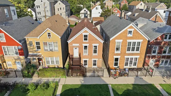 2333 S Whipple ST, Chicago, IL 60623