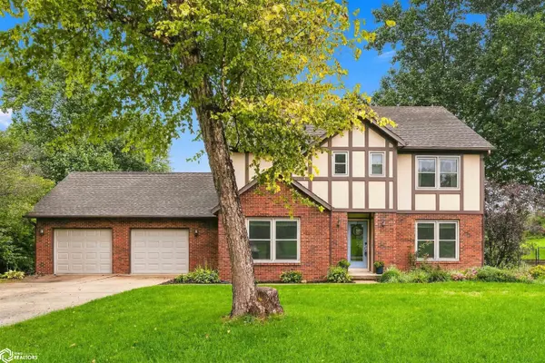 2407 New Salem RD, Marshalltown, IA 50158