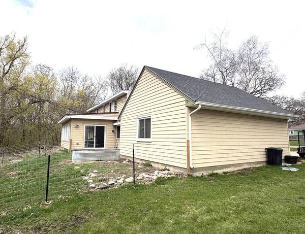 1039 W Summit AVE, Fergus Falls, MN 56537