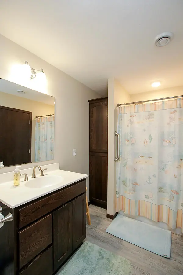 1367 Heritage AVE NW, Hutchinson, MN 55350