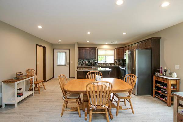 1367 Heritage AVE NW, Hutchinson, MN 55350