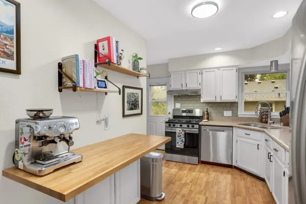 1405 Independence AVE S, Saint Louis Park, MN 55426