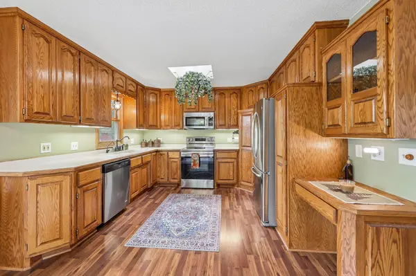 343 Sunrise LN, Champlin, MN 55316