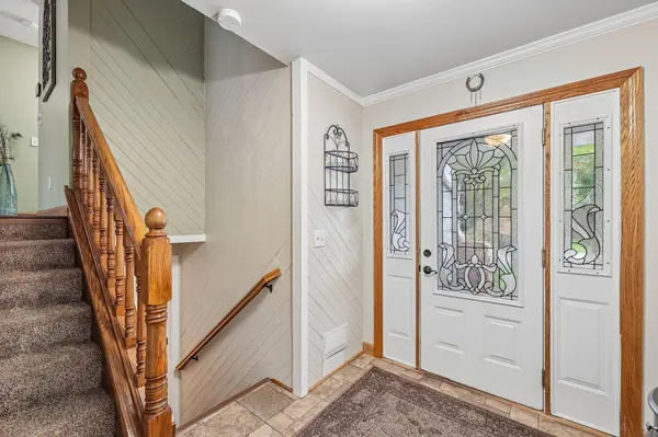343 Sunrise LN, Champlin, MN 55316