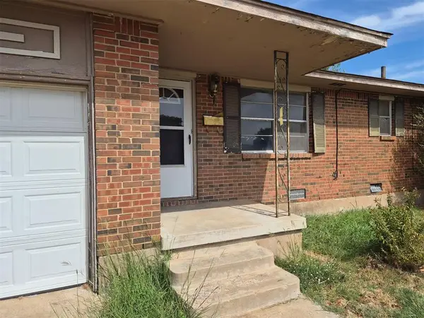 4917 NW Lindy AVE, Lawton, OK 73505