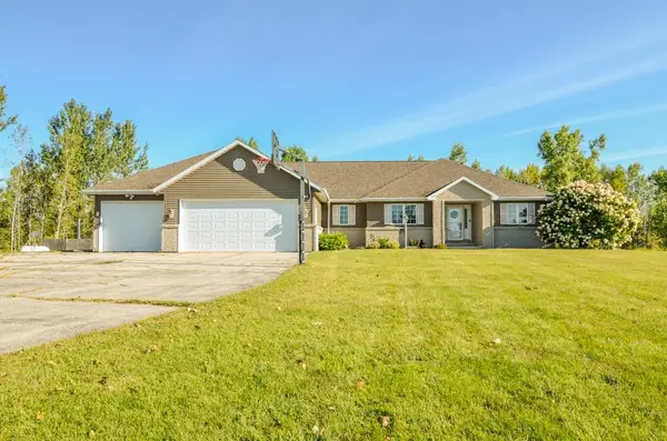 W2182 COUNTY RD S,  Pulaski,  WI 54162