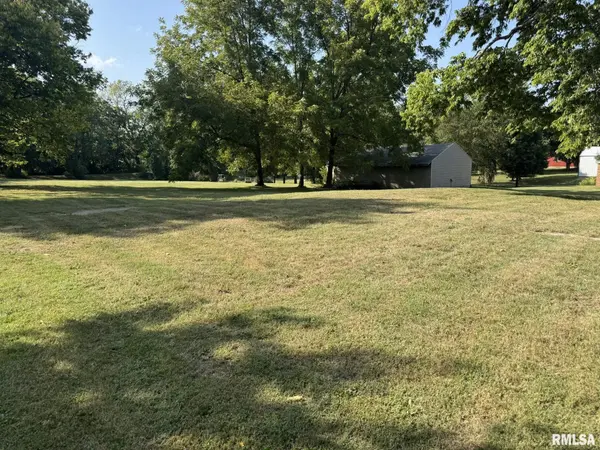 121 N ELM ST, Winchester, IL 62694