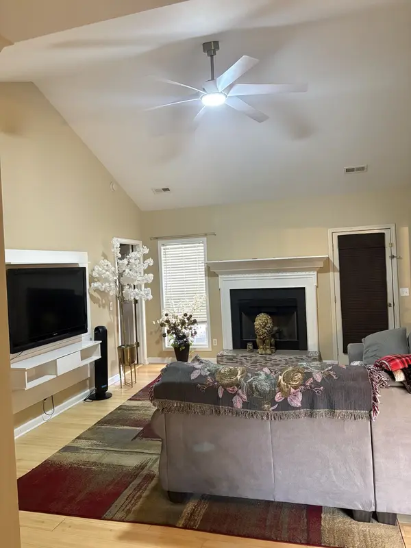 1156 Franklin Dr, Greenbrier, TN 37073