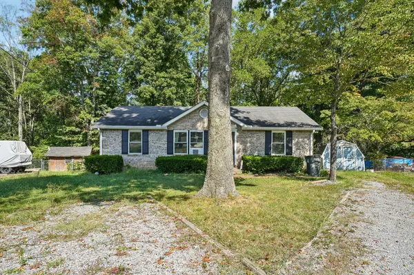 1807 Winding Way Dr, White House, TN 37188