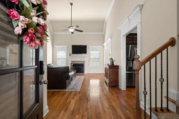 3229 Shady Forest Dr, Murfreesboro, TN 37128
