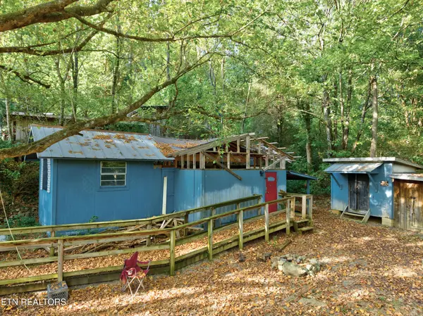 4003 Hatcher Hollow Rd, Walland, TN 37886