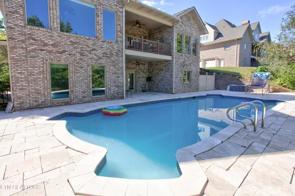 544 Kings Hills Blvd, Pigeon Forge, TN 37863