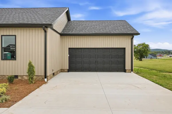 174 Dairy Barn Rd, Sparta, TN 38583