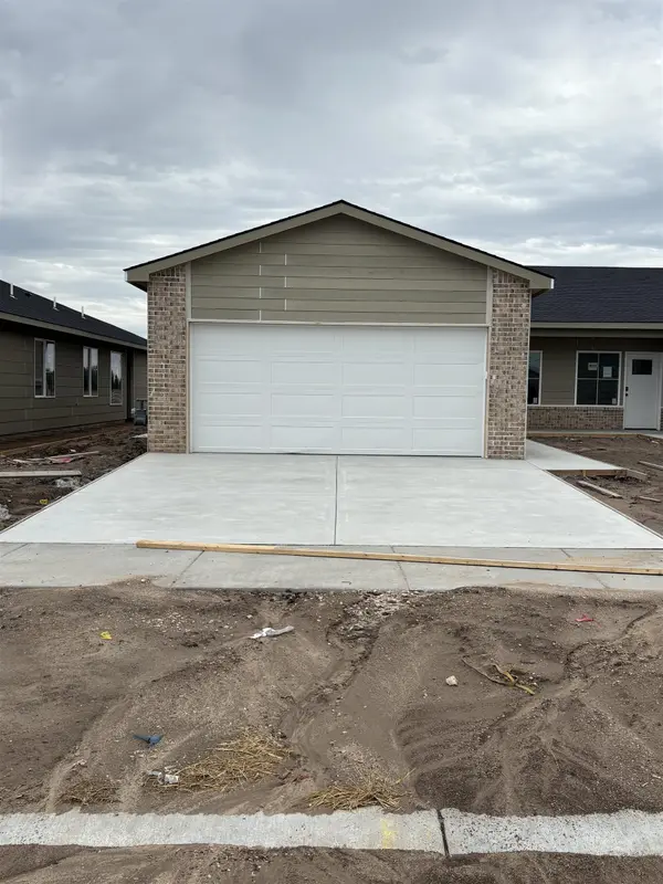 2912 S Denene, Wichita, KS 67215