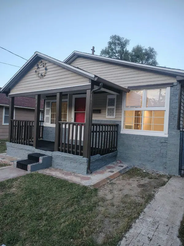 504 N Florence St, Wichita, KS 67212