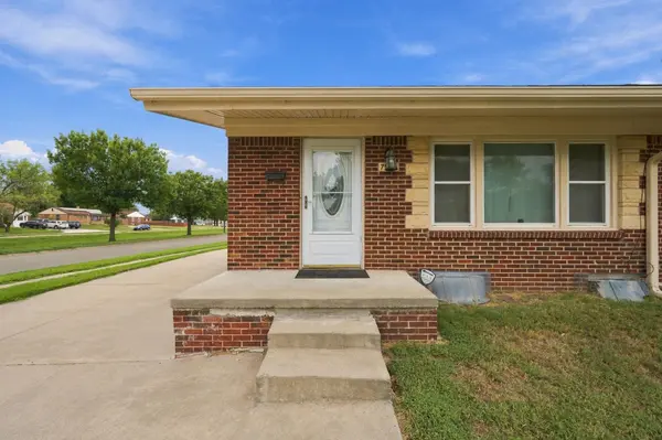 7504 E Gilbert St, Wichita, KS 67207