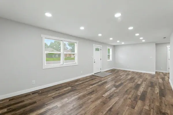 221 W Main, Mount Hope, KS 67108